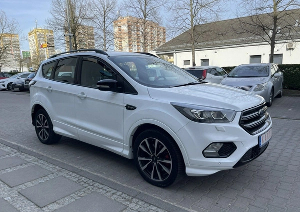 Ford Kuga cena 65900 przebieg: 213000, rok produkcji 2019 z Pilzno małe 631